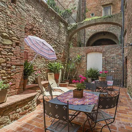 Maison Naldi Villa Montecarlo